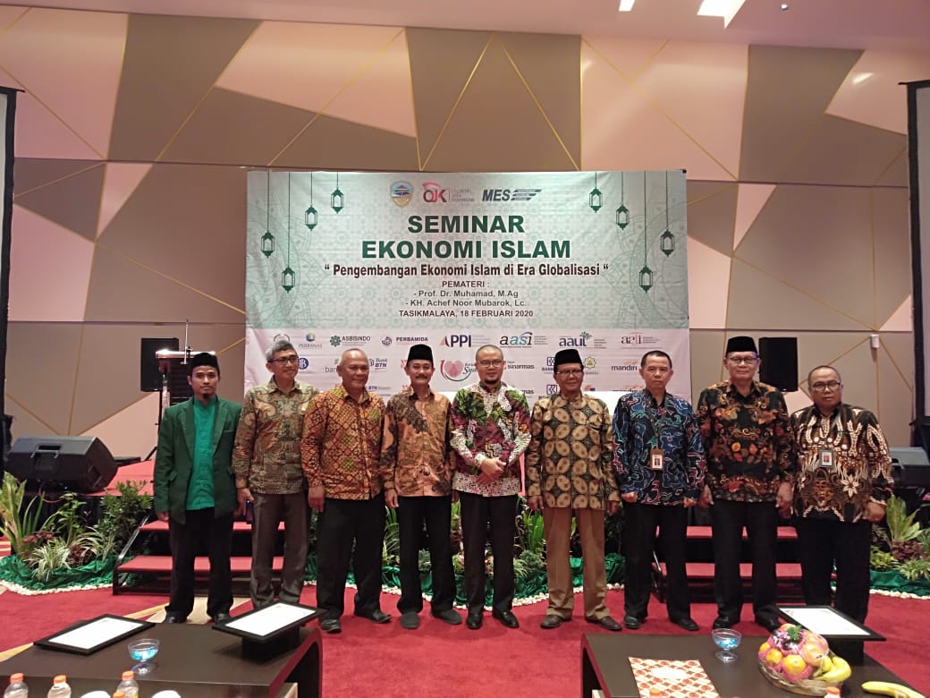 Masifkan Literasi Ekonomi Islam Melalui Seminar