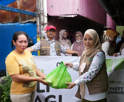 Menyambut Kemuliaan Bulan Ramadhan, MES Sulsel Salurkan Bantuan Sembako