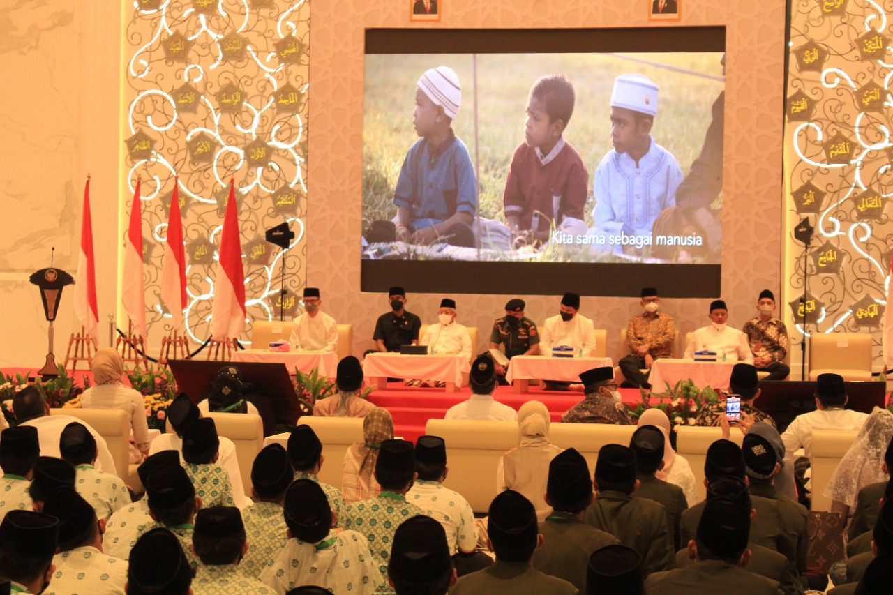 MES bersama AMKI dan Button Ijo Garap Film Santri United
