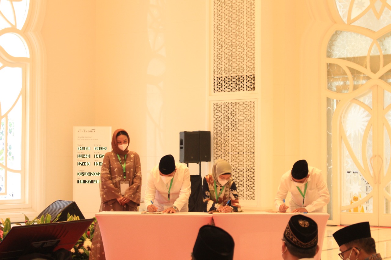 <strong>MES dan GoTo Jalin Kerja Sama Pengembangan Iklim Usaha di Sektor Industri Halal</strong>